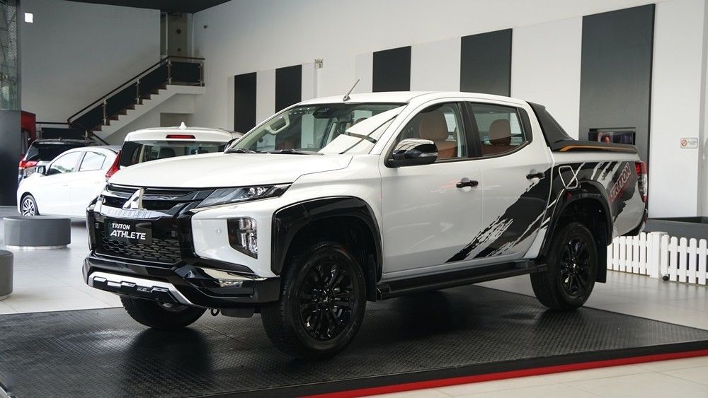 triton trắng
